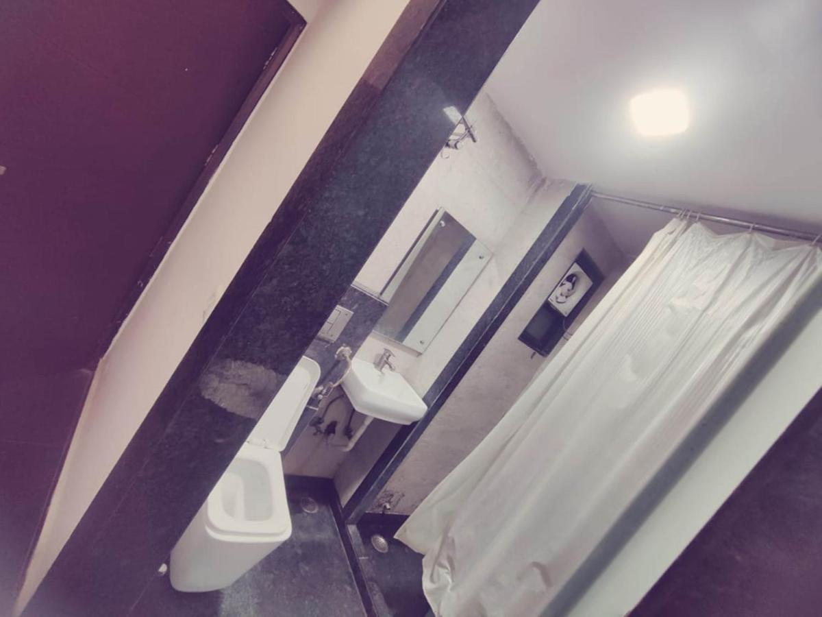 Hotel Saya Deluxe Near New Delhi Railway Station ' Kültér fotó
